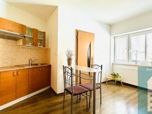 Pronájem bytu 1+kk, Kroměříž, Kojetínská, 28 m2
