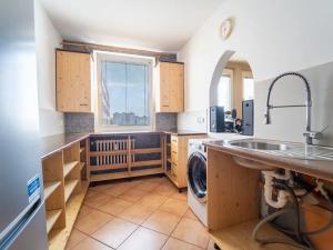 Prodej bytu 3+1, Praha - Háje, Matúškova, 70 m2