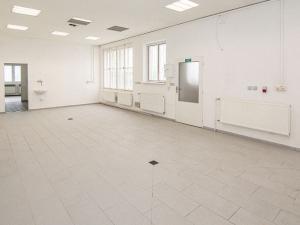 Pronájem komerční, Praha - Žižkov, Sudoměřská, 90 m2