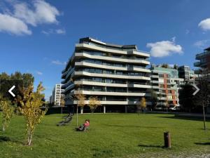 Pronájem bytu 2+kk, Praha - Karlín, Rohanské nábřeží, 80 m2