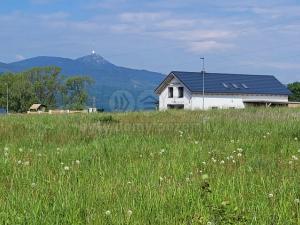 Prodej pozemku pro bydlení, Jeřmanice, Sněhová, 3002 m2