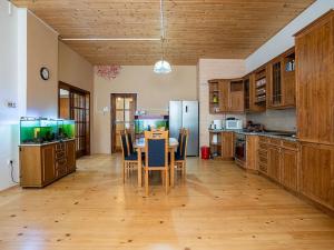 Prodej rodinného domu, Hostinné, Náměstí, 508 m2