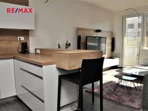 Pronájem bytu 3+kk, Praha - Modřany, Soukalova, 71 m2