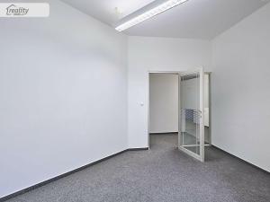 Pronájem kanceláře, Praha - Nové Město, Soukenická, 401 m2