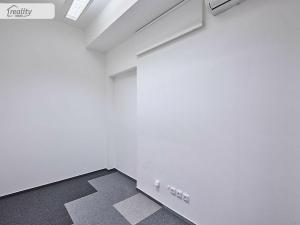 Pronájem kanceláře, Praha - Nové Město, Soukenická, 401 m2