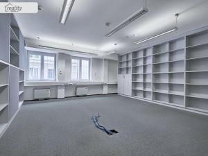 Pronájem kanceláře, Praha - Nové Město, Soukenická, 260 m2