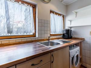 Pronájem bytu 2+1, Praha - Holešovice, Přístavní, 40 m2