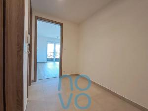 Pronájem bytu 2+kk, Praha - Hloubětín, Domalípova, 69 m2