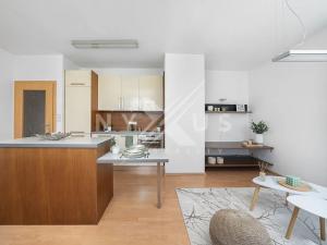 Prodej bytu 3+kk, Praha - Vysočany, Poděbradská, 64 m2