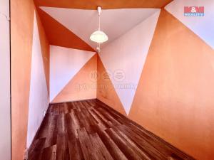 Prodej bytu 2+1, Krnov - Pod Bezručovým vrchem, Budovatelů, 44 m2