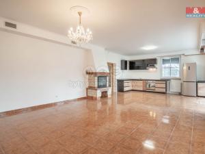 Prodej rodinného domu, Nenačovice, 240 m2