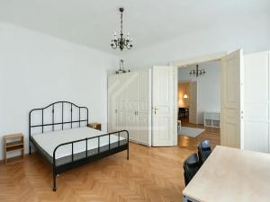 Pronájem bytu 3+1, Praha - Staré Město, Masná, 80 m2