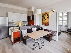 Pronájem bytu 2+kk, Praha - Smíchov, Elišky Peškové, 58 m2