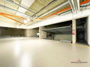 Pronájem bytu 2+kk, Praha - Smíchov, Plzeňská, 57 m2