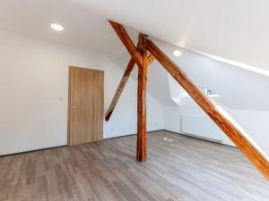 Prodej bytu 2+1, Úpice, Na Veselce, 34 m2