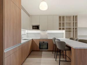 Pronájem bytu 2+kk, Praha, Výstavní, 55 m2