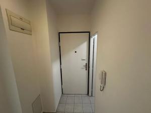 Prodej bytu 1+kk, Praha - Košíře, Holečkova, 38 m2