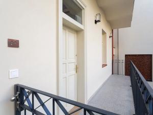 Prodej bytu 1+kk, Praha - Nové Město, Vyšehradská, 28 m2