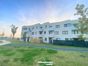 Pronájem bytu 1+kk, Praha - Dolní Počernice, Černodolská, 38 m2