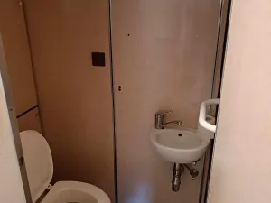Prodej bytu 2+1, Karlovy Vary, Východní, 60 m2