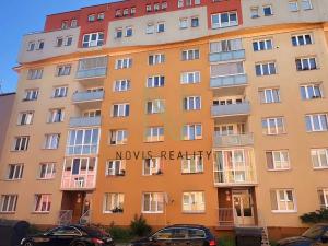 Prodej bytu 3+1, Plzeň, Spolková, 62 m2