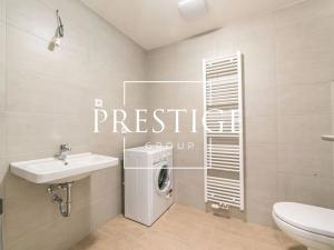 Pronájem bytu 1+kk, Praha - Vysočany, Strnadových, 35 m2