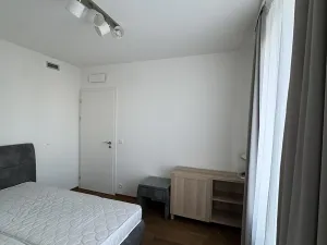 Prodej bytu 2+kk, Praha - Vysočany, Smržových, 52 m2