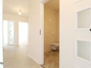 Prodej bytu 3+1, Praha - Horní Měcholupy, Livornská, 80 m2