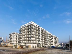 Pronájem bytu 2+kk, Praha - Vysočany, Smržových, 52 m2