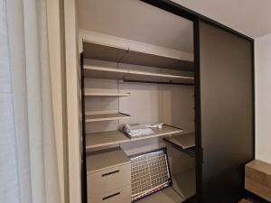 Prodej bytu 2+kk, Praha - Malá Strana, Hellichova, 58 m2