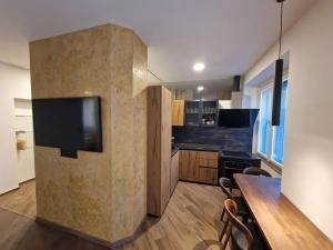 Prodej bytu 2+kk, Praha - Malá Strana, Hellichova, 58 m2