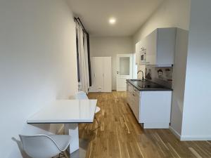 Prodej bytu 1+kk, Praha - Nové Město, Petrská, 45 m2