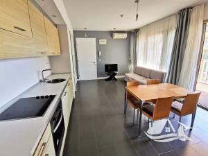 Prodej bytu 2+kk, Obzor, Bulharsko, 85 m2