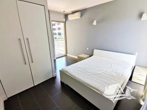 Prodej bytu 2+kk, Obzor, Bulharsko, 85 m2