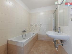 Pronájem rodinného domu, Nová Role - Mezirolí, 78 m2