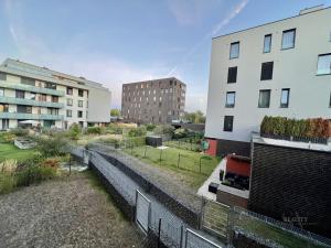 Pronájem bytu 2+kk, Praha - Hlubočepy, Benešova, 48 m2