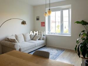 Pronájem bytu 2+kk, Praha - Holešovice, Osadní, 58 m2