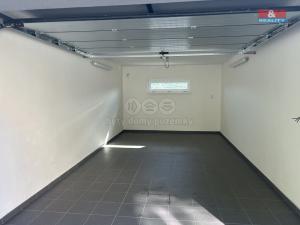 Pronájem garáže, Liberec, U Opatrovny, 20 m2