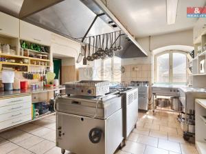 Prodej restaurace, Studená, Tyršova, 879 m2