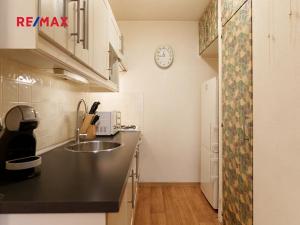 Prodej bytu 2+kk, Praha - Háje, Plickova, 43 m2