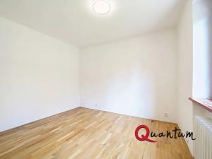 Prodej bytu 3+1, Úvaly, Nerudova, 75 m2