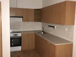 Pronájem bytu 1+kk, Praha - Vysočany, Na Harfě, 26 m2