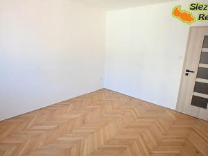 Pronájem bytu 3+1, Opava, Krnovská, 78 m2