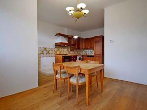 Pronájem bytu 3+kk, Praha - Vinohrady, Čerchovská, 104 m2