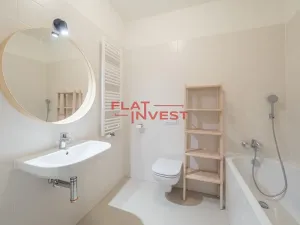 Pronájem bytu 2+kk, Praha - Karlín, U Mlýnského kanálu, 56 m2