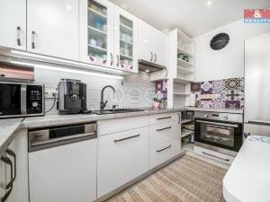 Prodej bytu 3+1, Kněžmost - Násedlnice, 70 m2