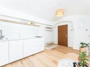 Pronájem kanceláře, Praha - Vinohrady, U Kanálky, 28 m2