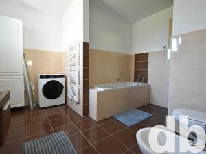 Prodej vícegeneračního domu, Otovice, Na Louce, 280 m2