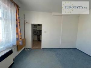 Pronájem bytu 1+kk, Praha - Nové Město, Zlatnická, 35 m2