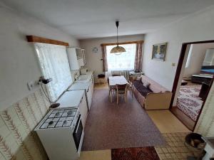 Prodej rodinného domu, Kalenice, 250 m2